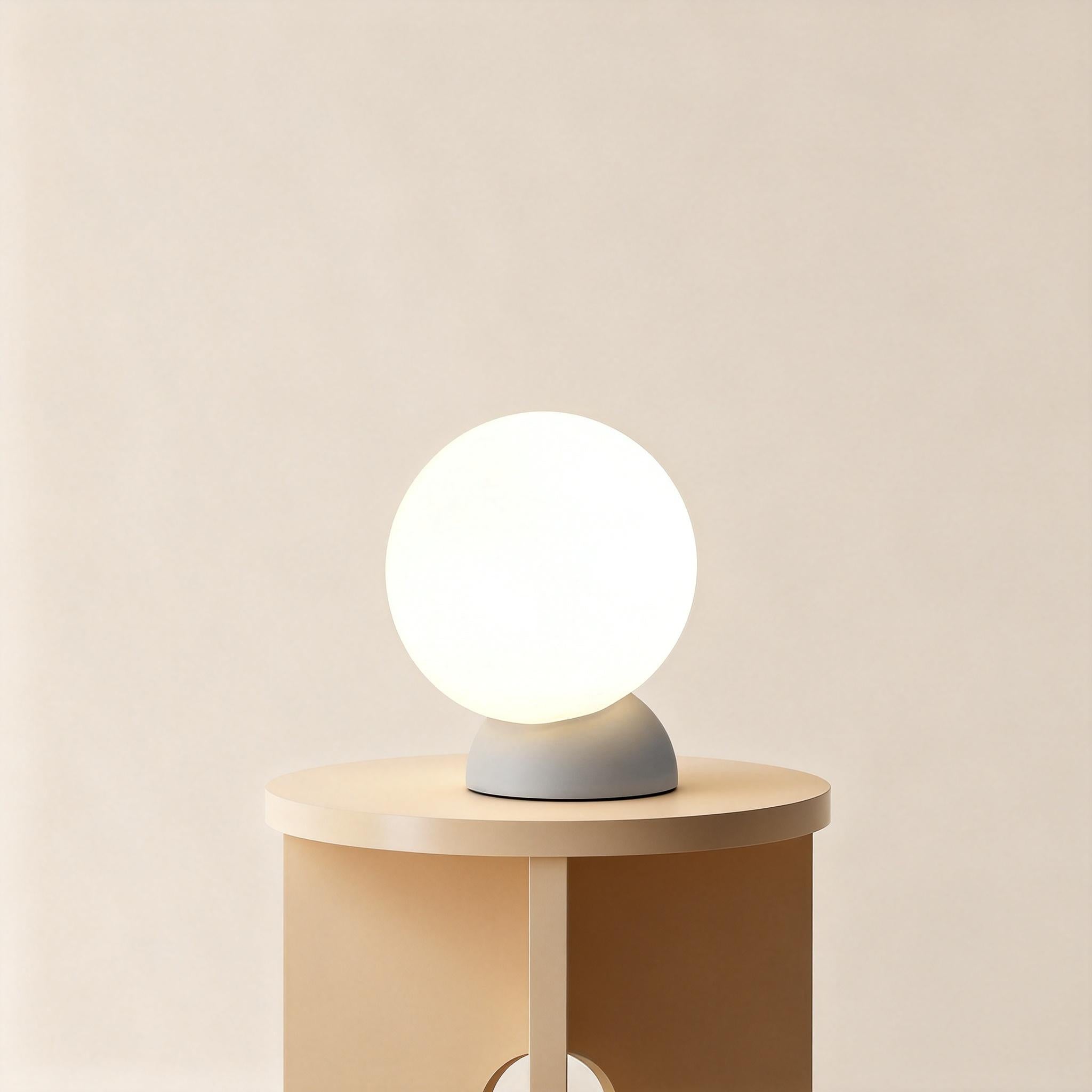 TheLumous Cantilever Table Light