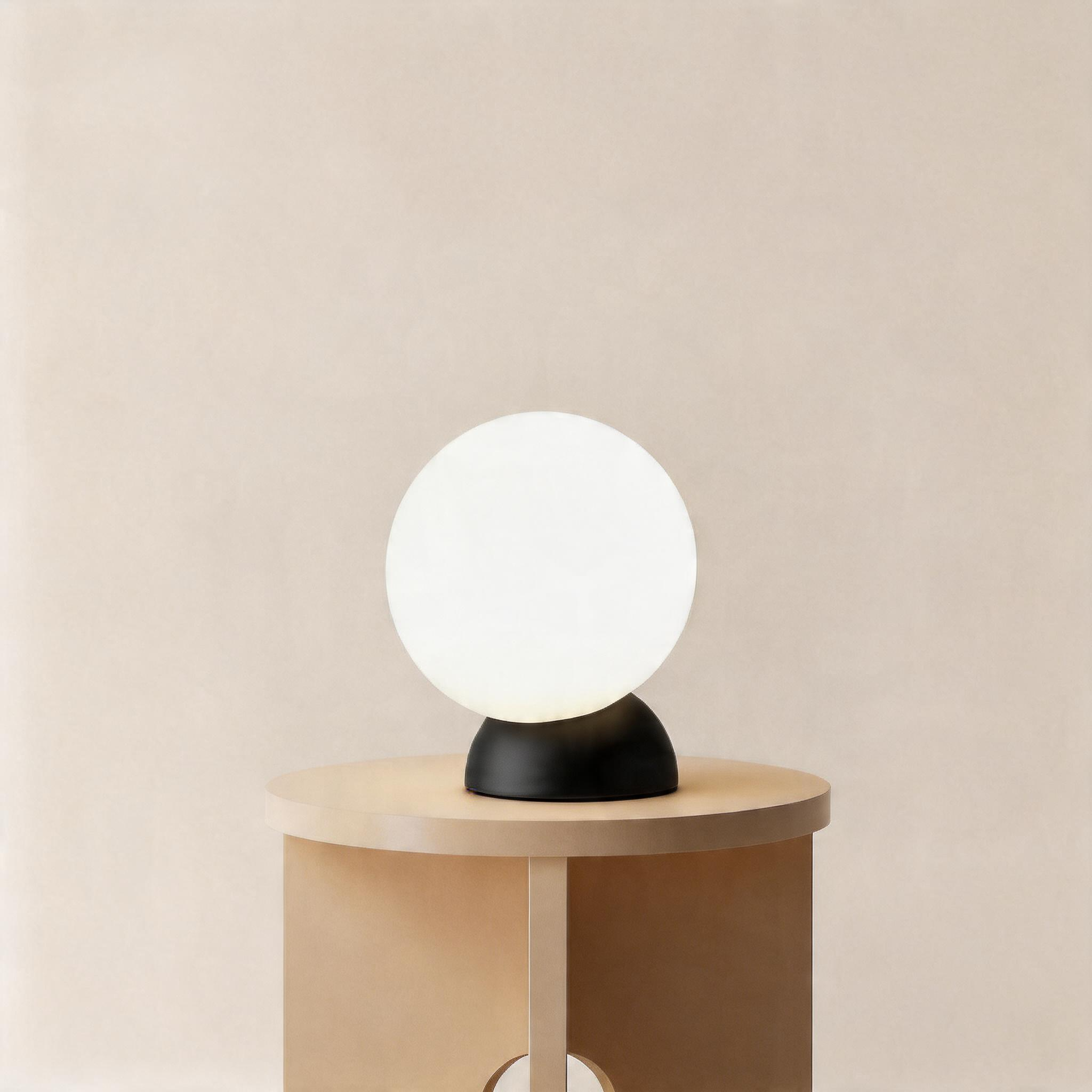 TheLumous Cantilever Table Light